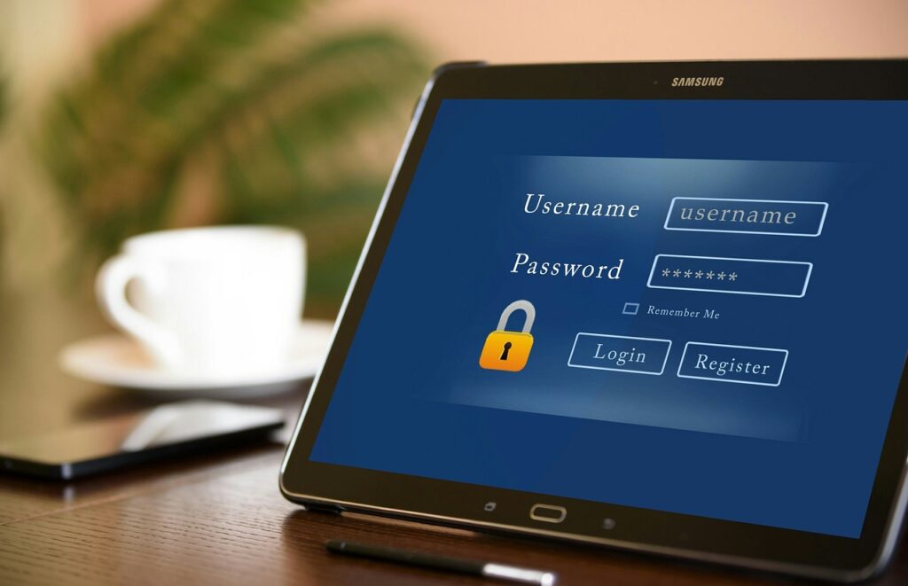 A login screen depicting the principle of confidentiality from the CIA Triad